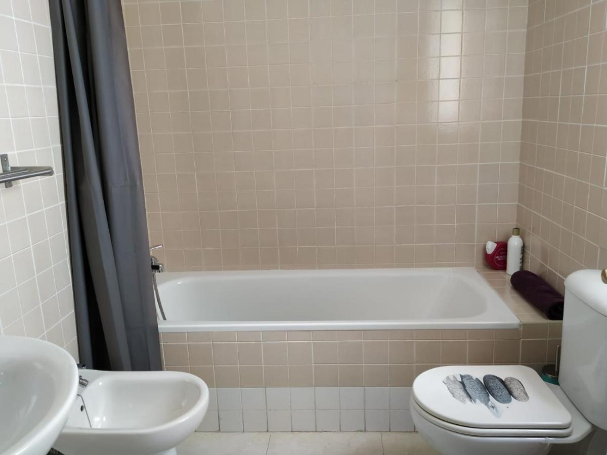 Atico De 1 Dormitorio En Pleno Centro Con Parking Aiamonte Exterior foto